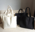 Plain  canvas tote bag with base