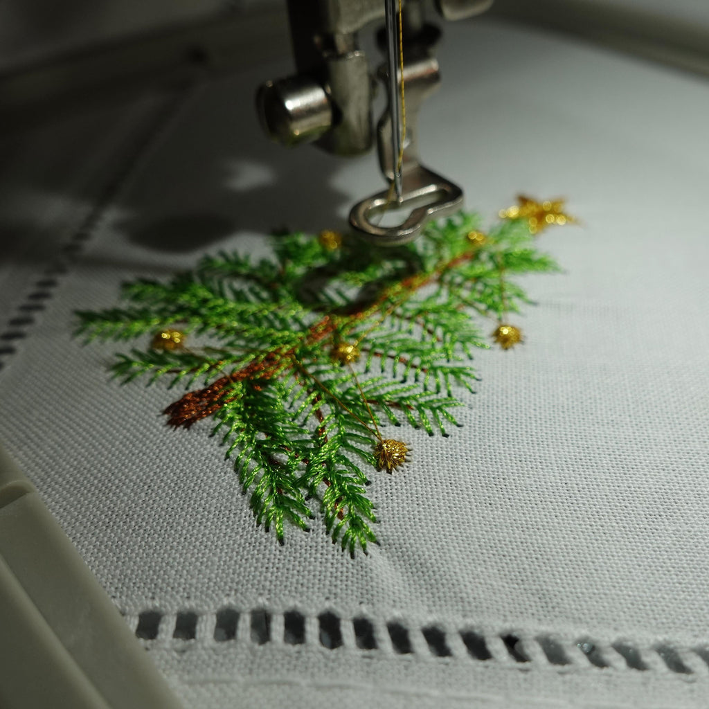 50x50cm Christmas Tree Embroidered Napkin